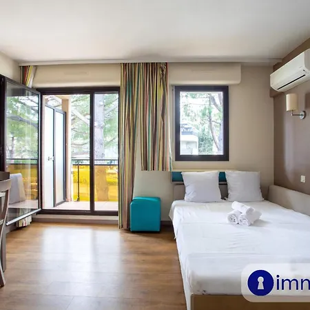 Apartment Air-conditioned In With Swimming Pool Mandelieu-la-Napoule