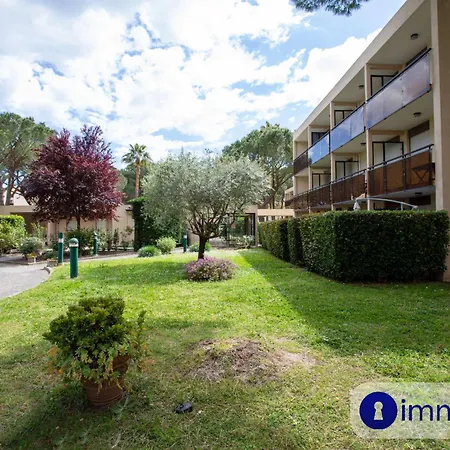 Air-conditioned In With Swimming Pool Apartment Mandelieu-la-Napoule